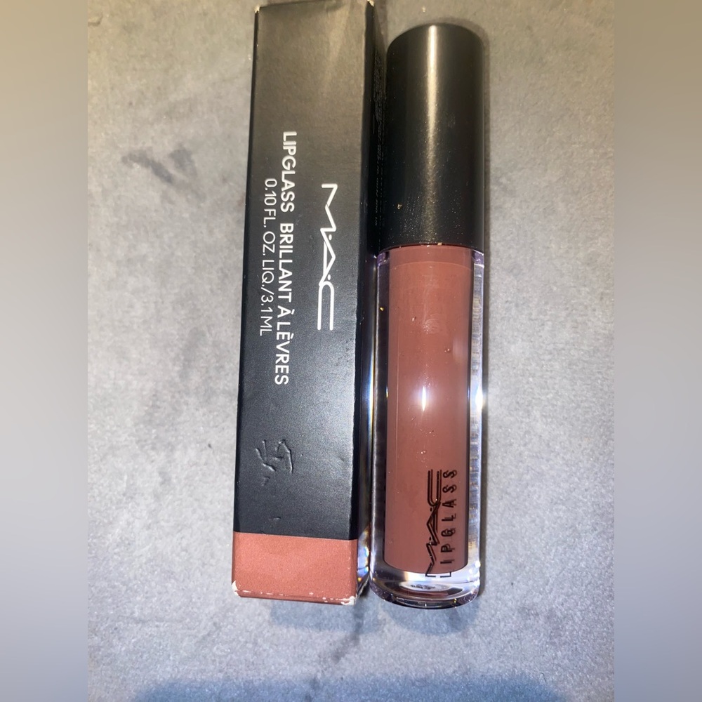 BNIB MAC Cosmetics “Bittersweet Me” Lipglass Gloss in Rich Brown